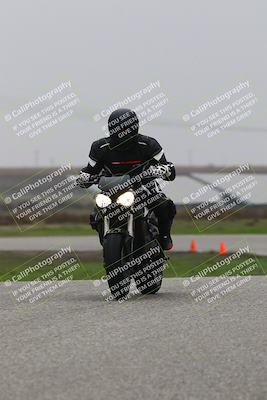 media/Nov-29-2025-TrackDaz (Sat) [[10ae2d9bce]]/C Group/Session 4 (Wheelie Bump)/